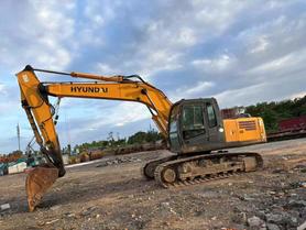 Buy Hyundai R215-7 Used Excavator / 4 Buy Hyundai R215-7 Used Excavator / 4