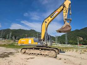 Buy XCMG XE400DK Used Excavator / 3 Buy XCMG XE400DK Used Excavator / 3