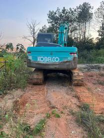 Buy Kobelco SK130 Used Excavator / 3 Buy Kobelco SK130 Used Excavator / 3