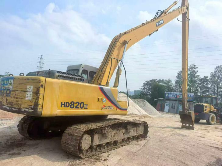 Buy Kato Used Excavator / 1