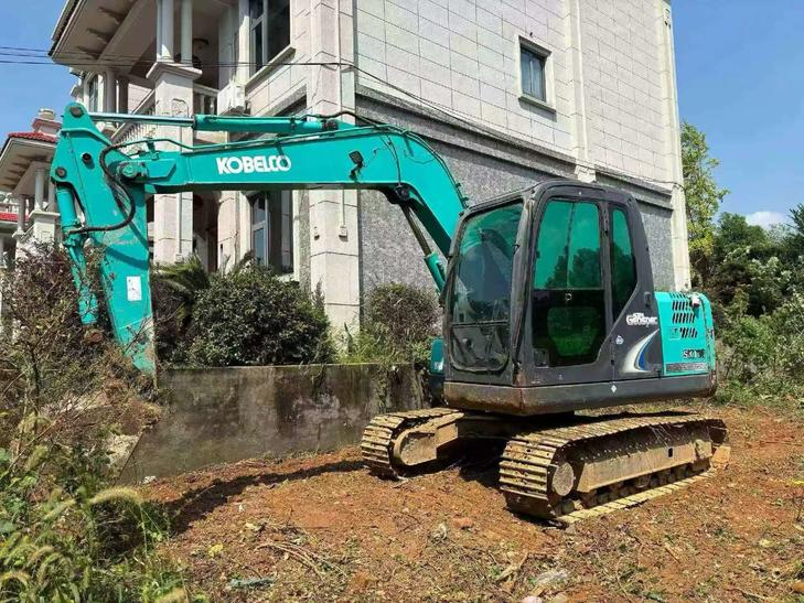 Buy Kobelco SK75 Used Excavator / 1