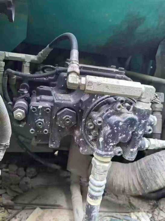 Buy Kobelco SK140 Used Excavator / 1