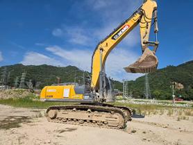 Buy XCMG XE400DK Used Excavator / 3 Buy XCMG XE400DK Used Excavator / 3