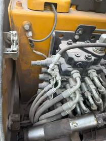 Buy XCMG LW60G Used Excavator / 3 Buy XCMG LW60G Used Excavator / 3