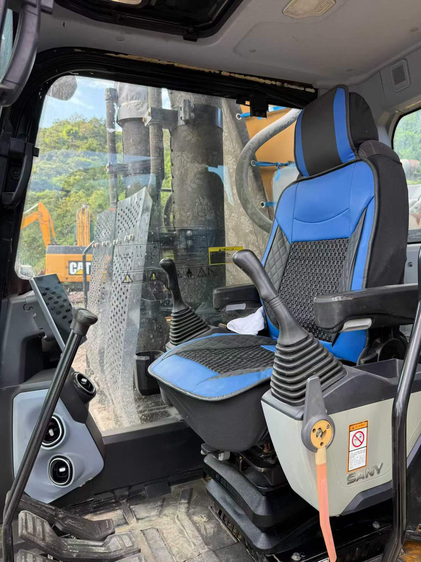 Buy Sany SY650HB Used Excavator / 7