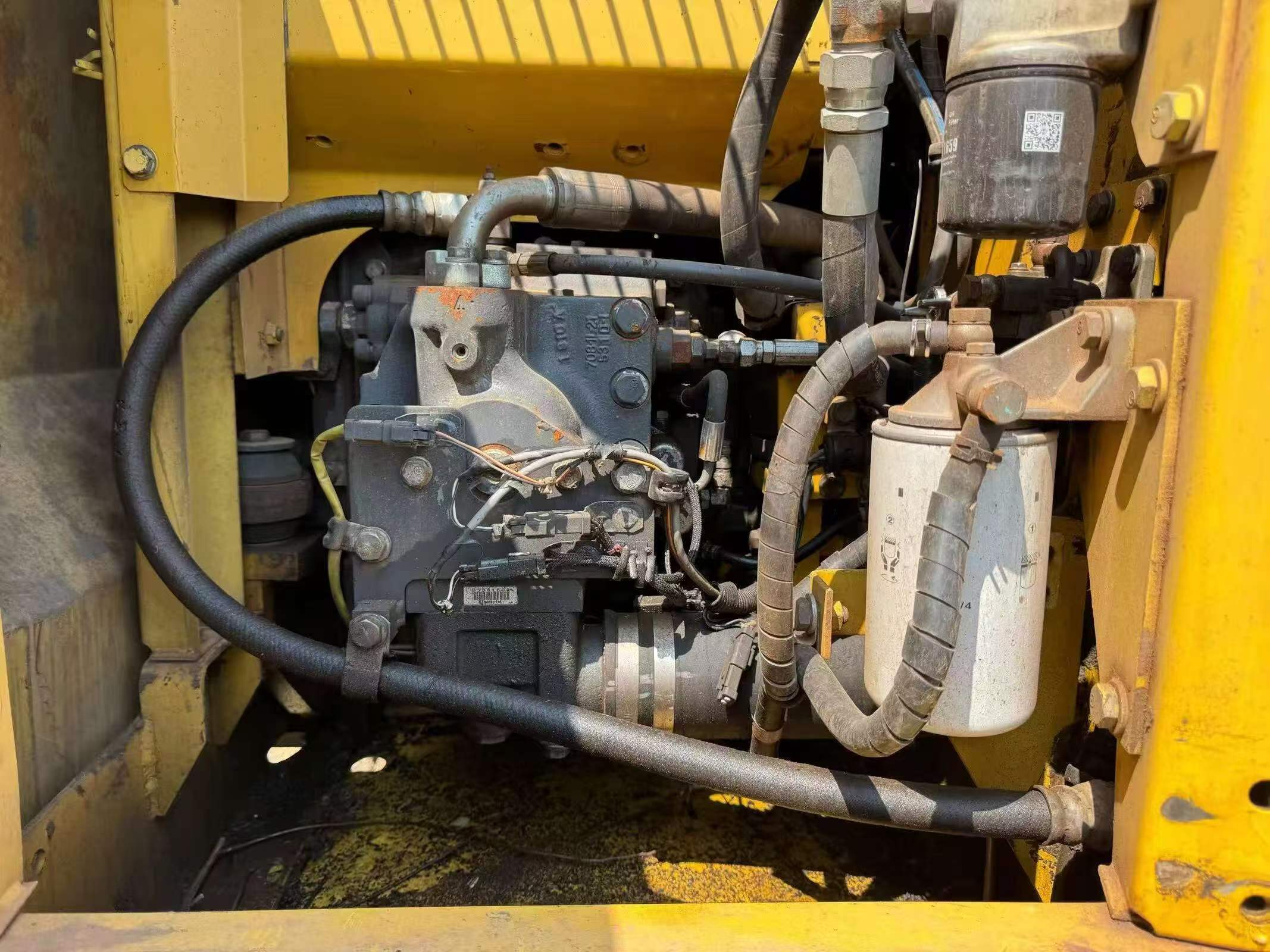 Buy Komatsu PC110-7 Used Excavator / 8