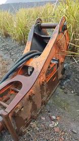 Buy Doosan DH300-7 Used Excavator / 9 Buy Doosan DH300-7 Used Excavator / 9
