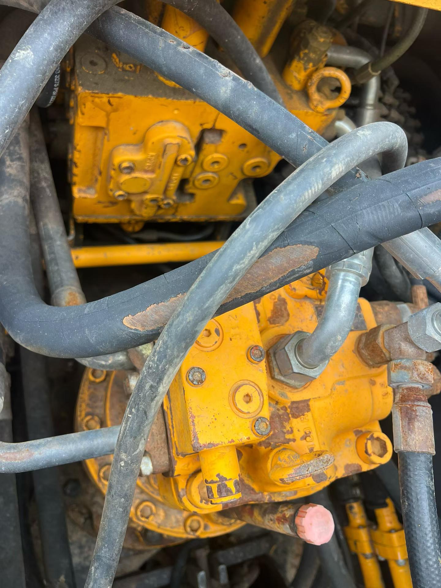 Buy Sany SY215C-8 Used Excavator / 4