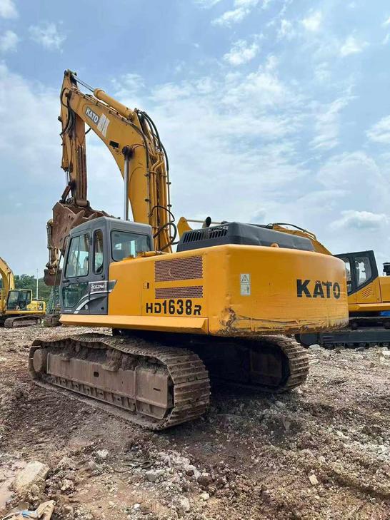 Buy Kato Used Excavator / 1
