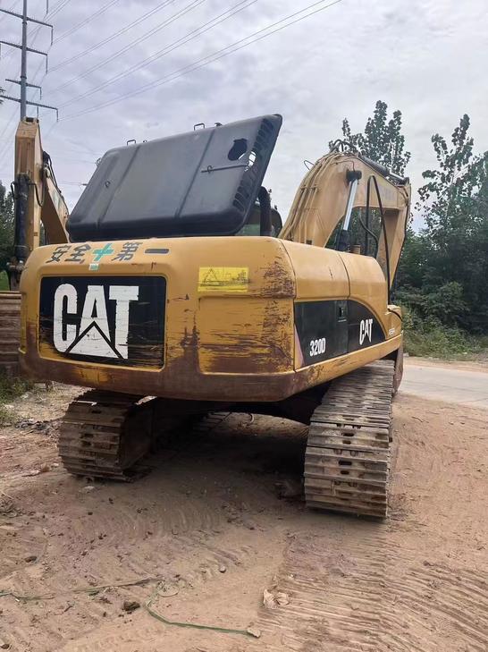 Buy Caterpillar Used Excavator / 1