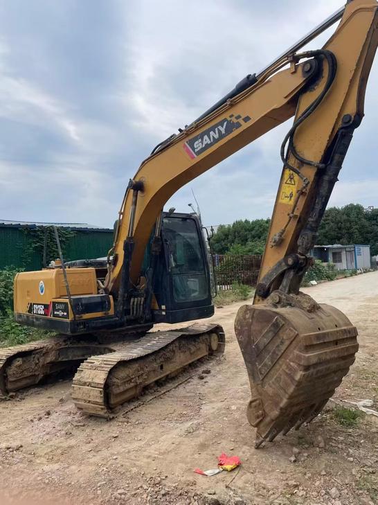 Buy Sany SY135 Used Excavator / 1