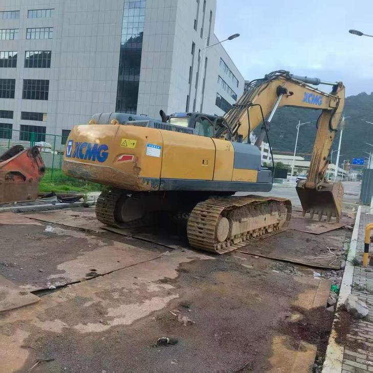 Buy XCMG Used Excavator / 1