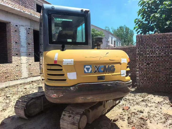 Buy XCMG XE60 Used Excavator / 1