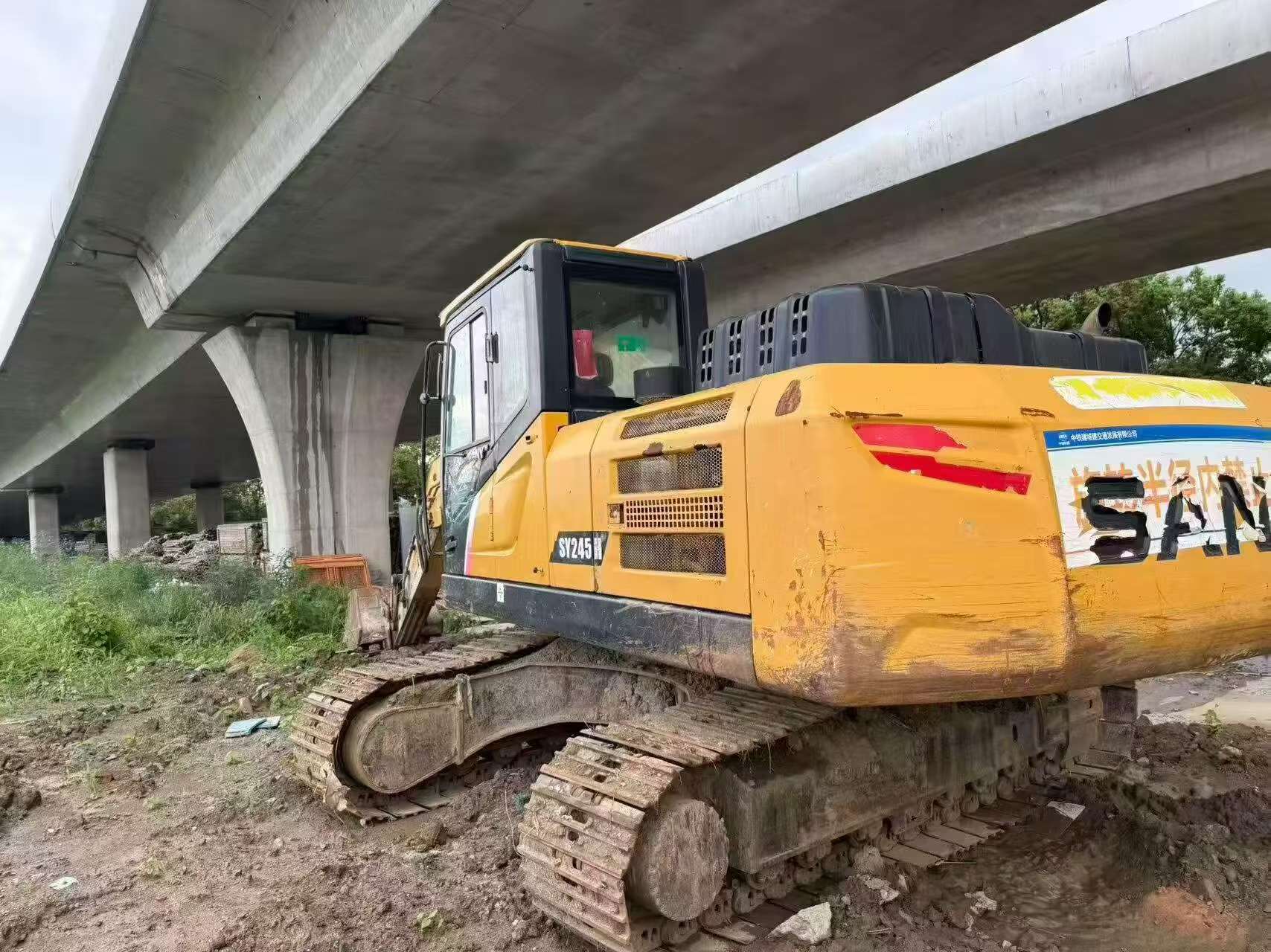 Buy Sany SY215C Used Excavator / 3