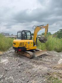 Buy XCMG LW60G Used Excavator / 3 Buy XCMG LW60G Used Excavator / 3