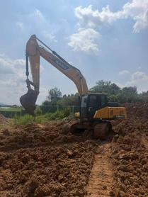 Buy Sany SY205C Used Excavator / 2 Buy Sany SY205C Used Excavator / 2