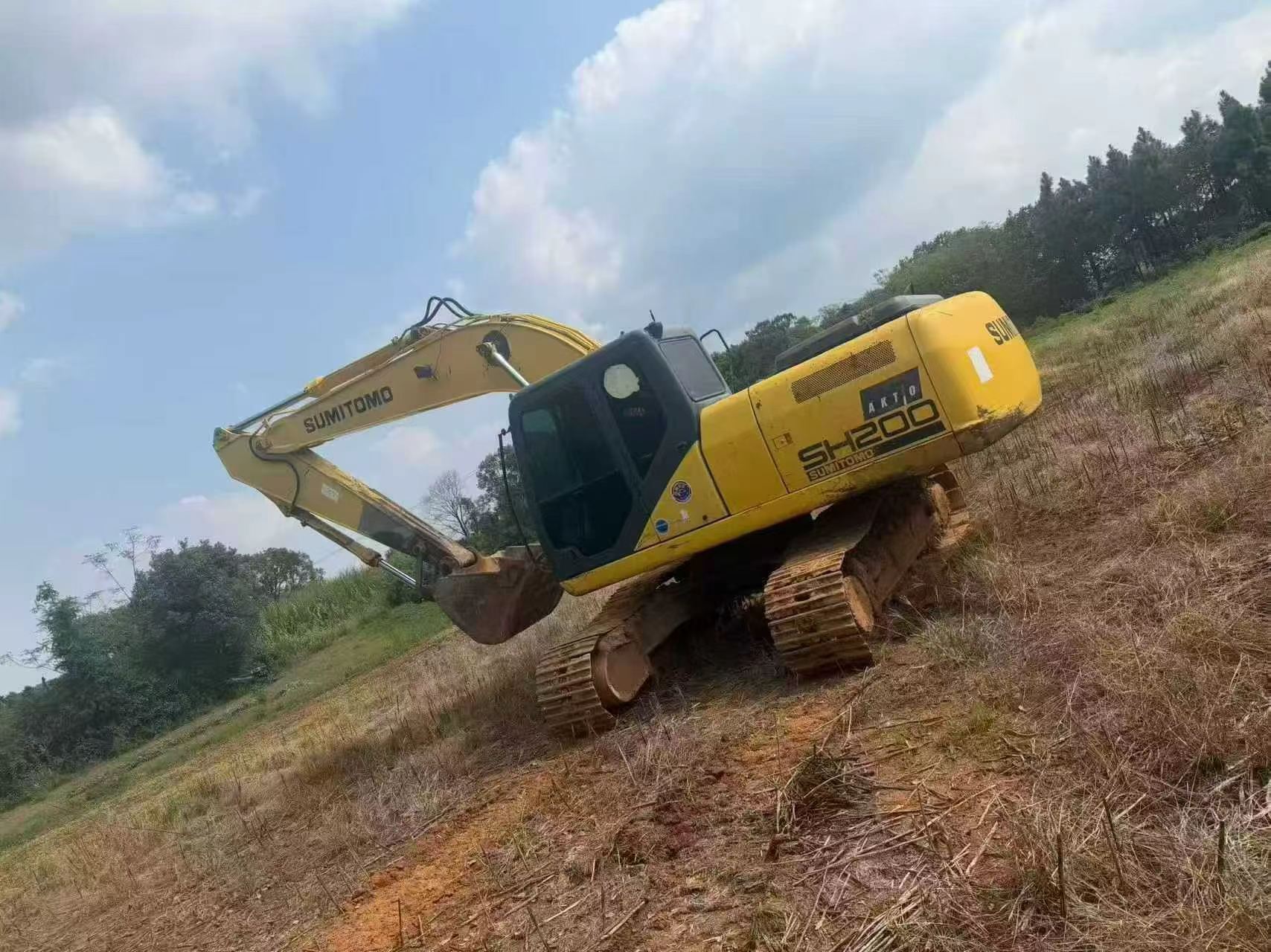 Buy Sumitomo SH200A5 Used Excavator / 3