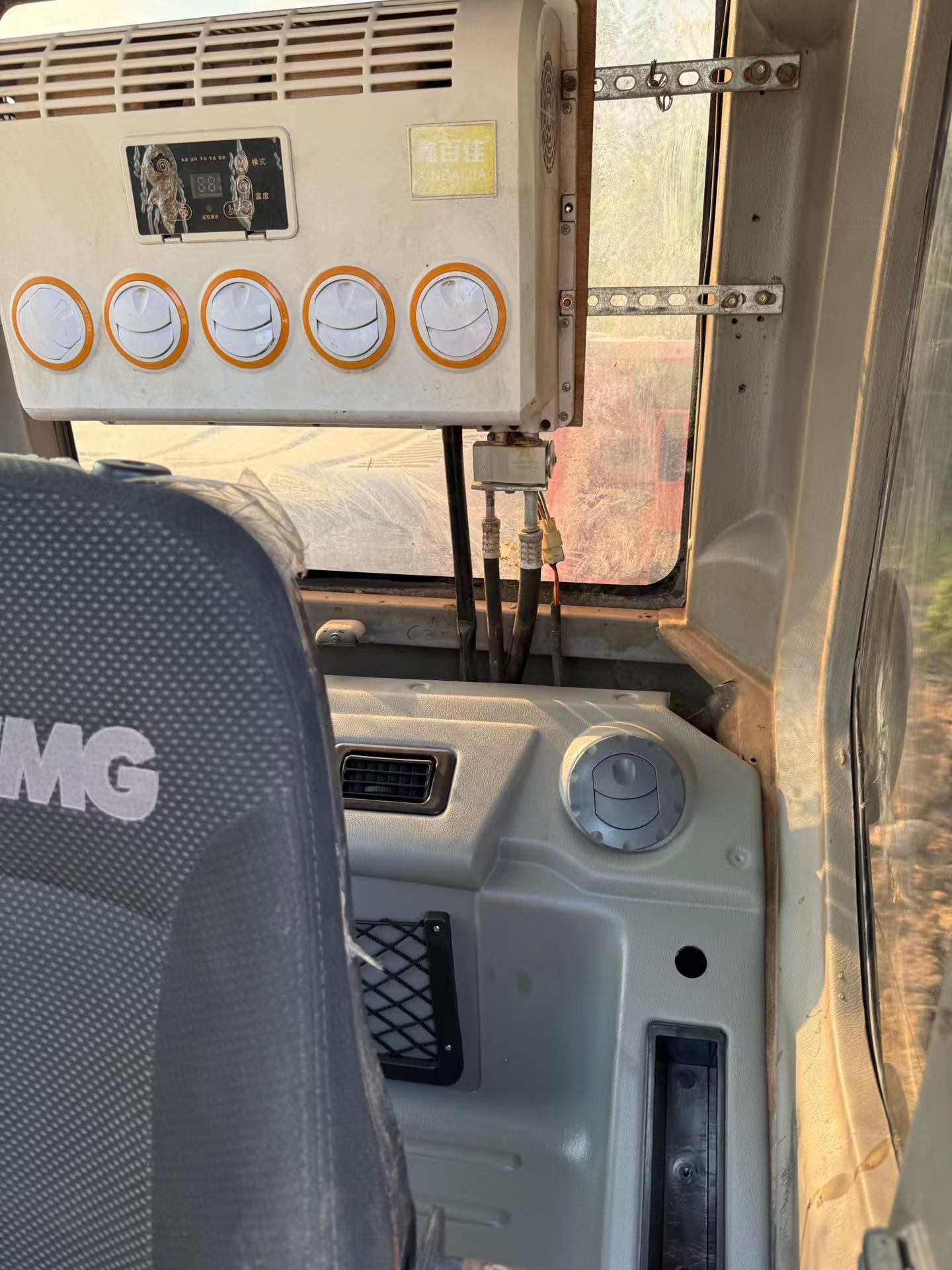 Buy XCMG Used Excavator / 8