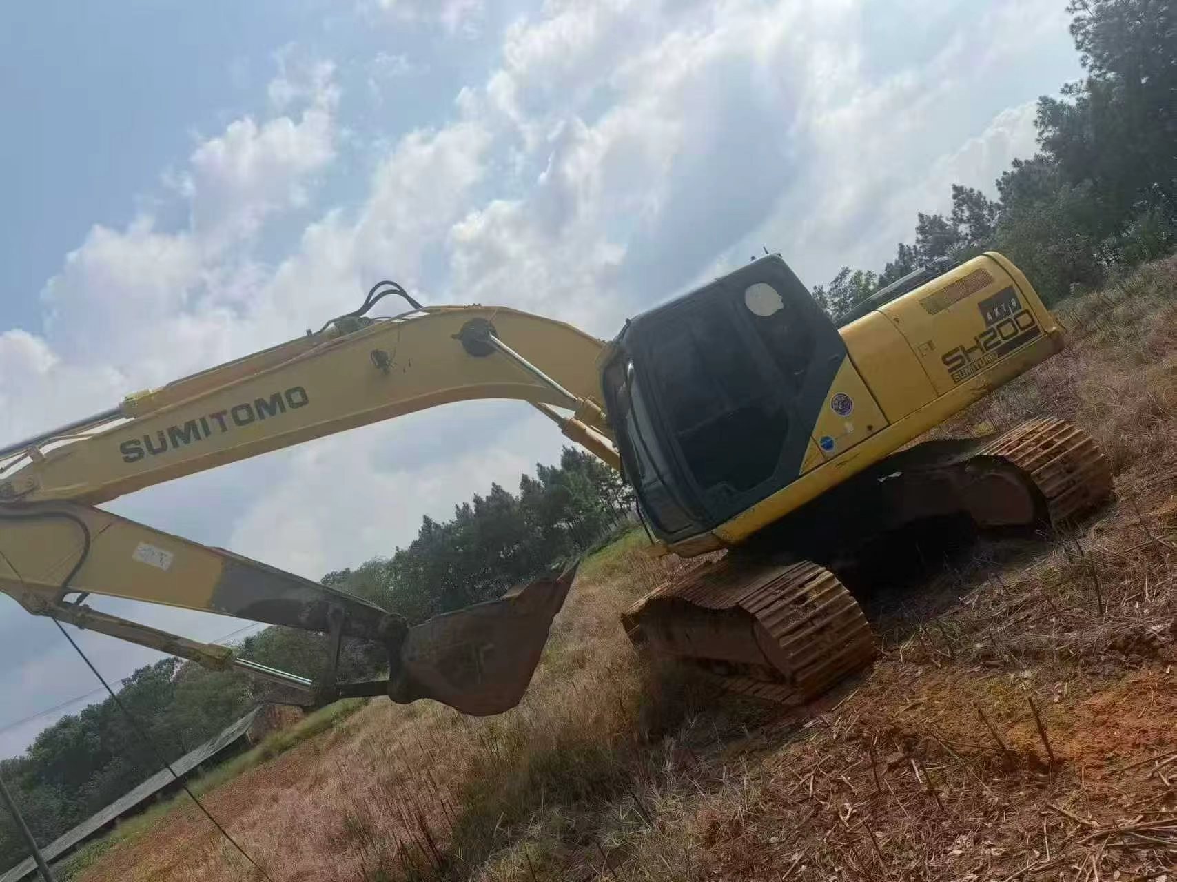 Buy Sumitomo SH200A5 Used Excavator / 2
