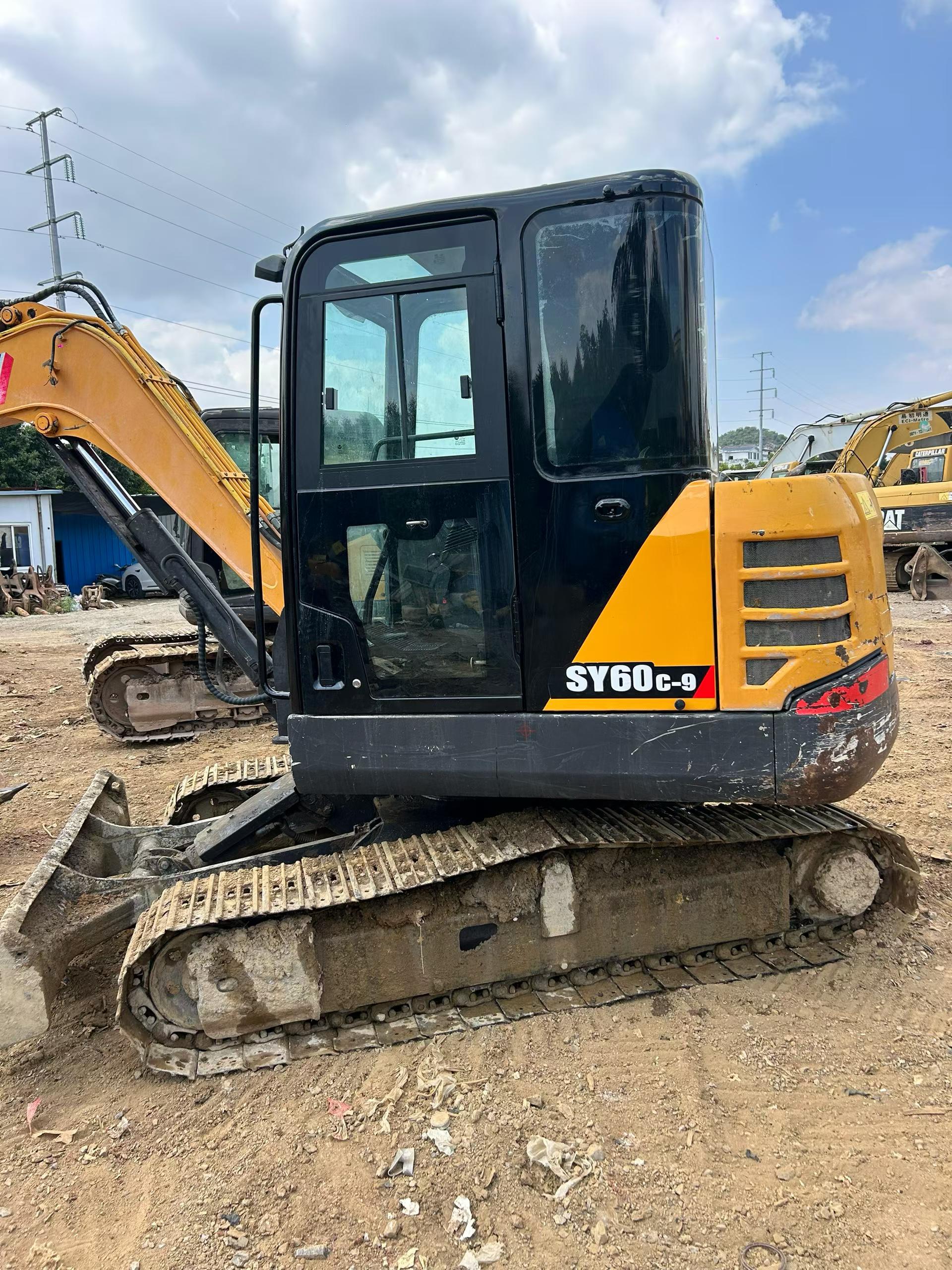Buy Sany SY60 Used Excavator / 6