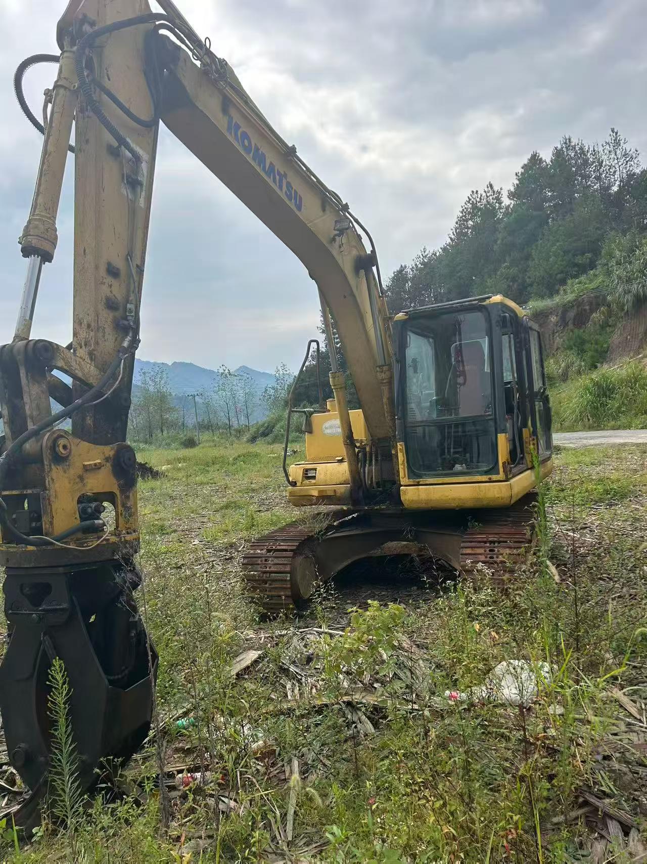 Buy Komatsu PC110-7 Used Excavator / 4