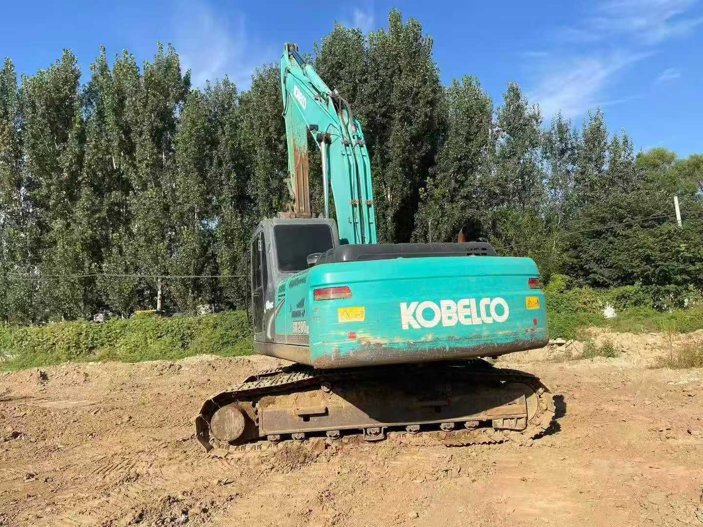 Buy Kobelco SK200 Used Excavator / 3
