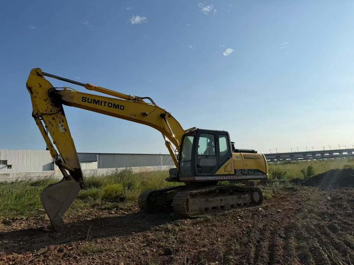 Buy Sumitomo SH210-5 Used Excavator / 1