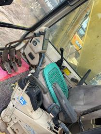 Buy Caterpillar 320V2 Used Excavator / 9 Buy Caterpillar 320V2 Used Excavator / 9