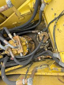 Buy Caterpillar 320V2 Used Excavator / 7 Buy Caterpillar 320V2 Used Excavator / 7