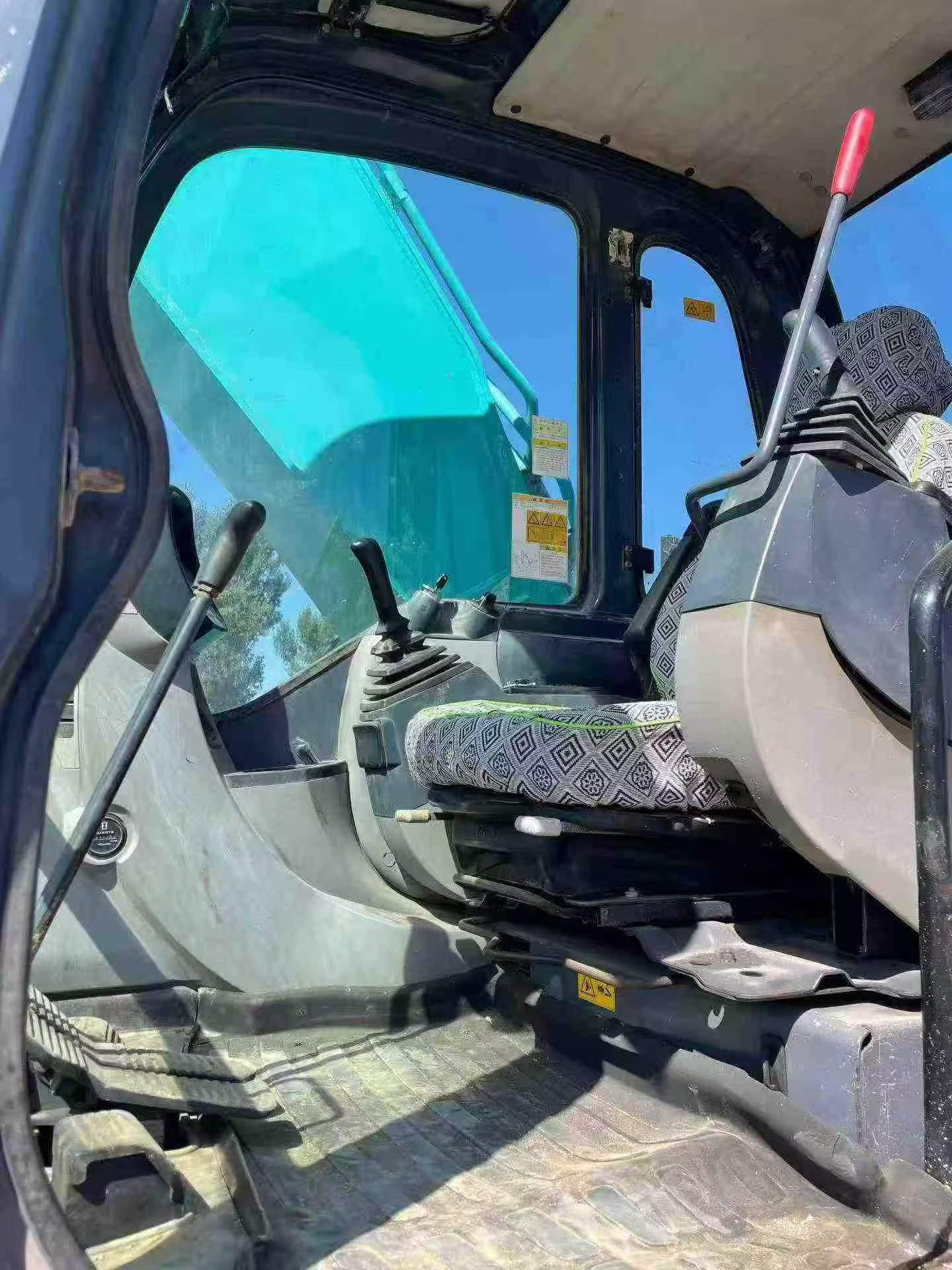 Buy Kobelco SK2008 Used Excavator / 6