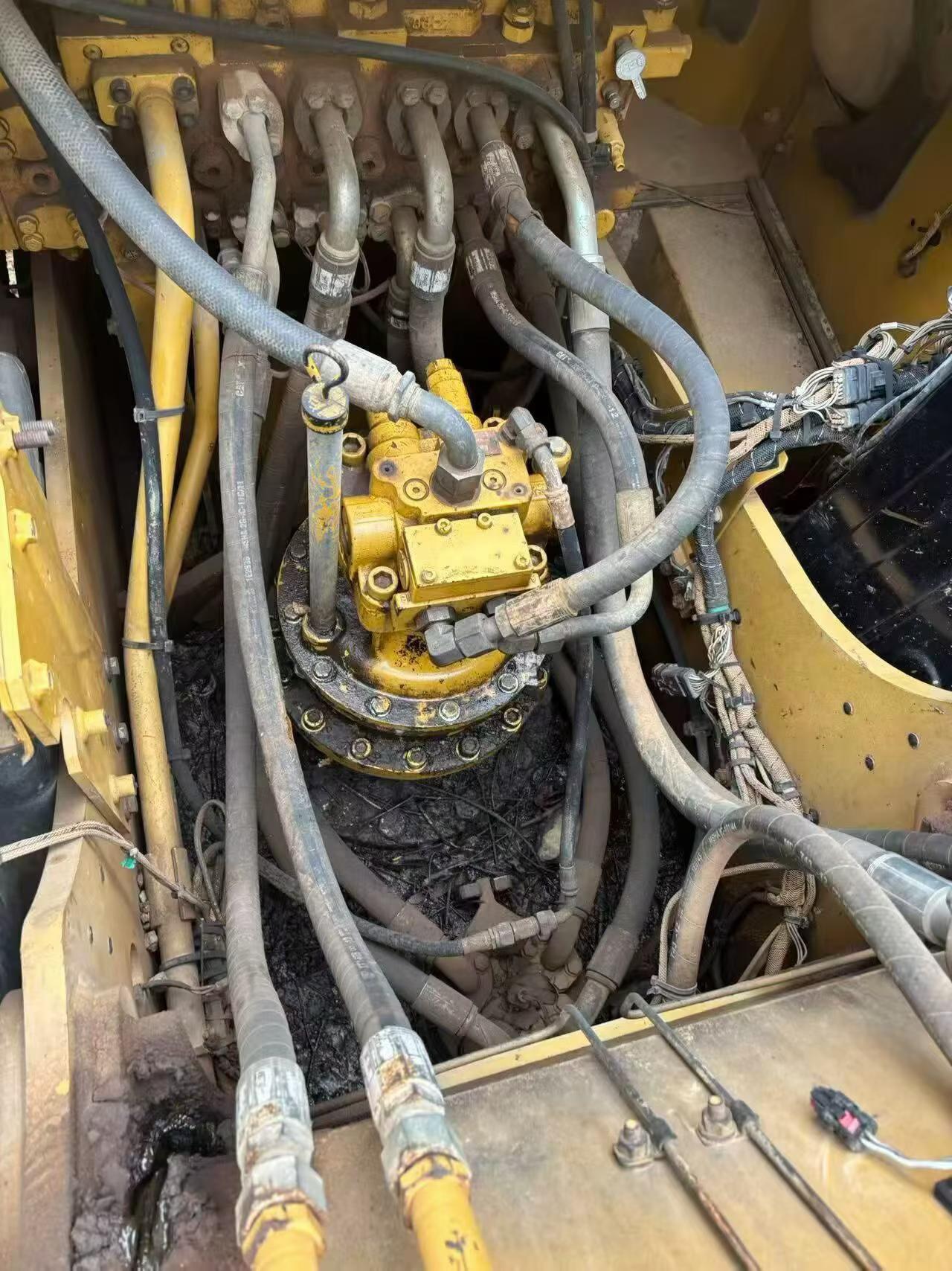 Buy Caterpillar 320A Used Excavator / 5