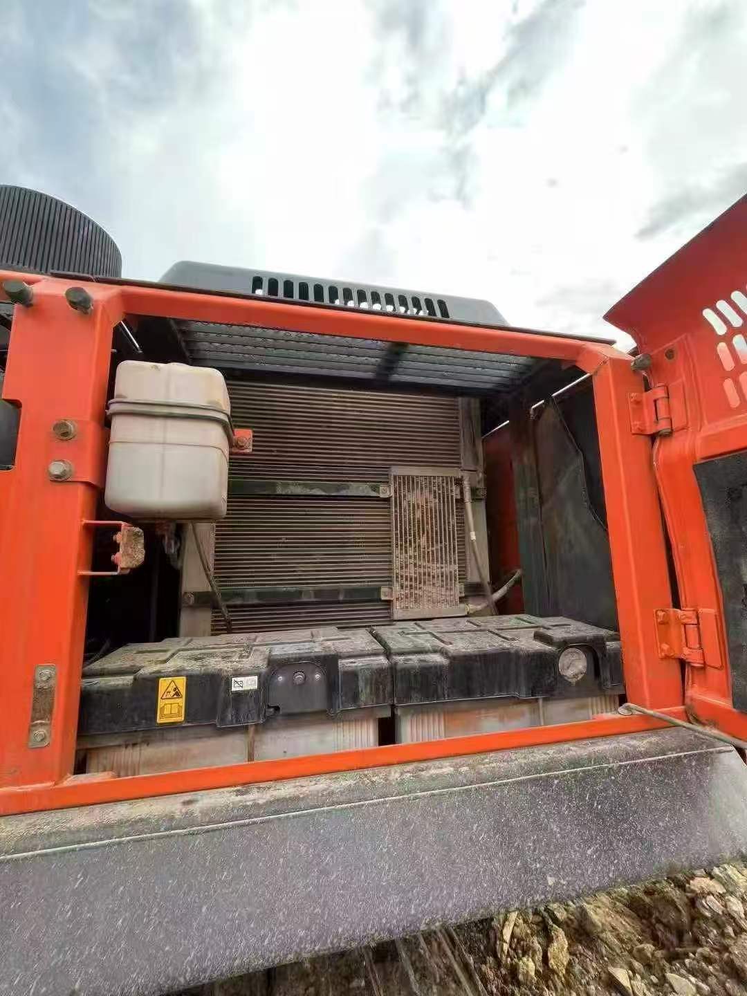 Buy Doosan DX380LC-5 Used Excavator / 8