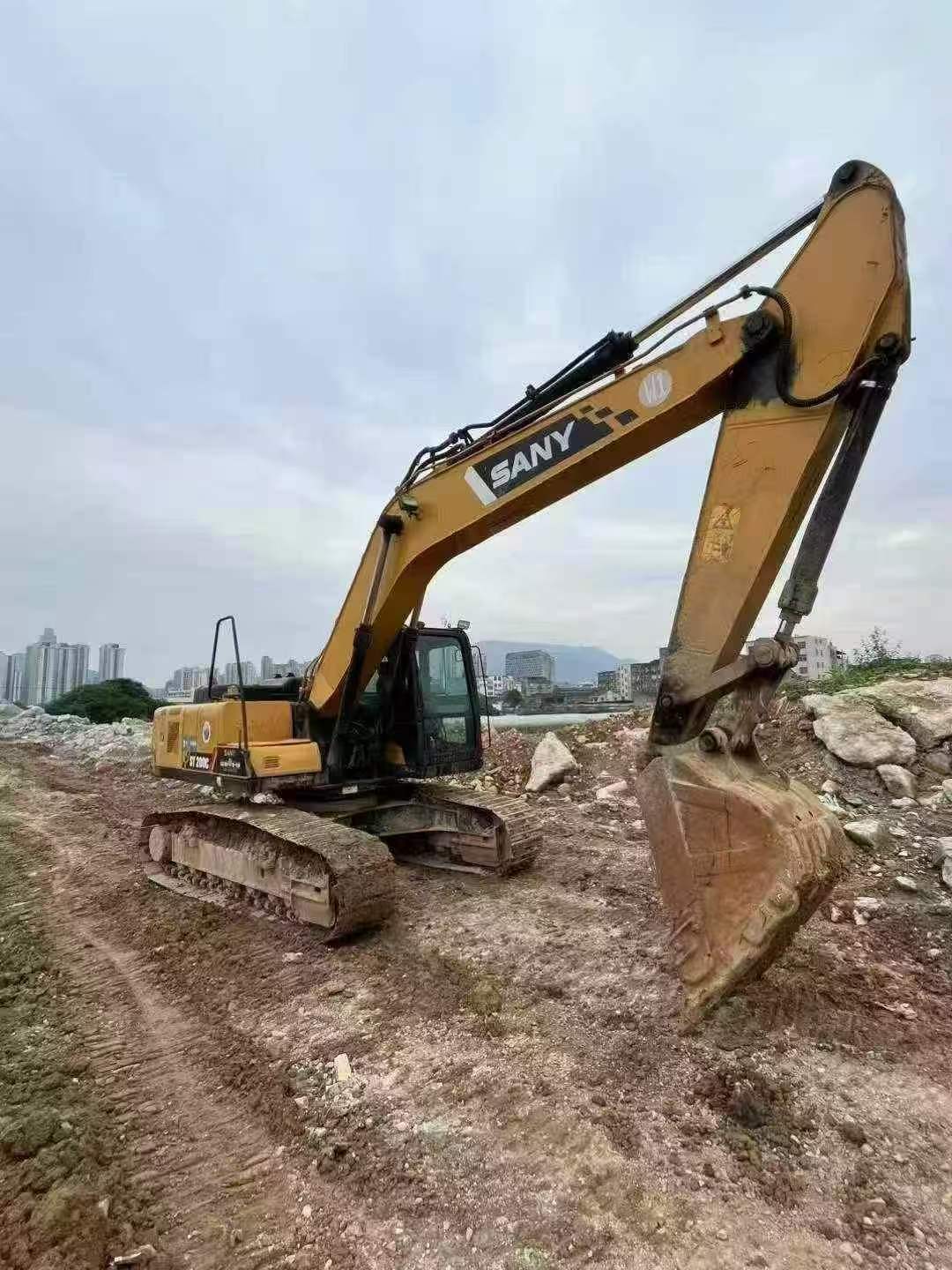 Buy Sany SY200C Used Excavator / 3