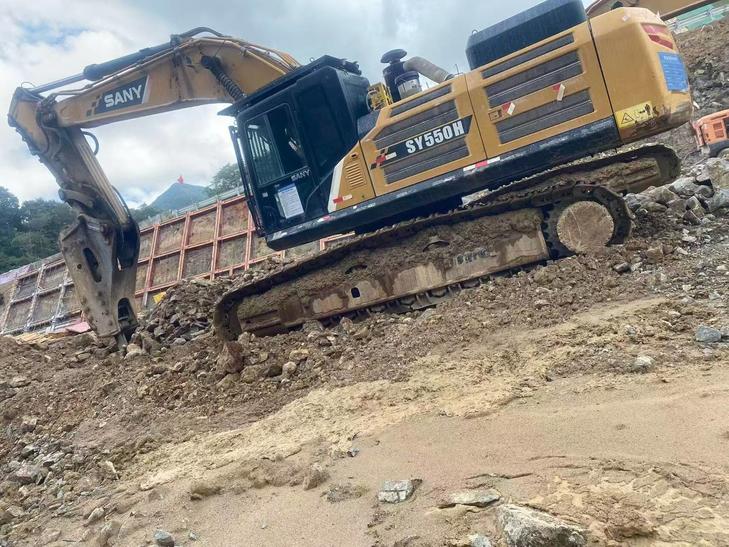 Buy Sany SY550H Used Excavator / 1