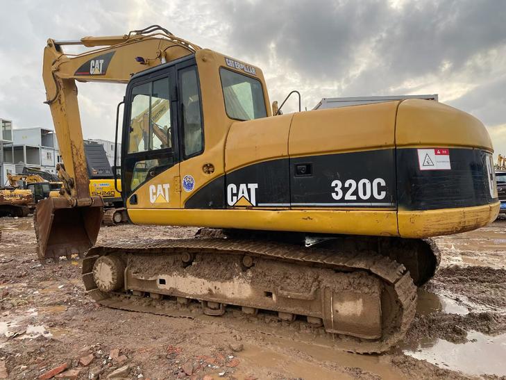 Buy Caterpillar 320C Used Excavator / 1