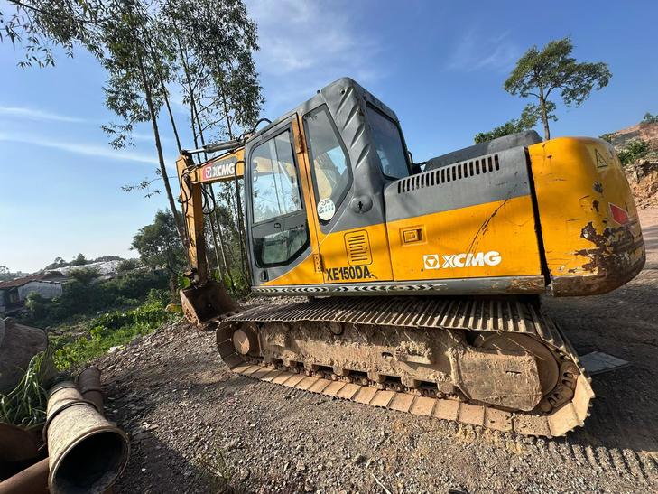 Buy XCMG XE150 Used Excavator / 1