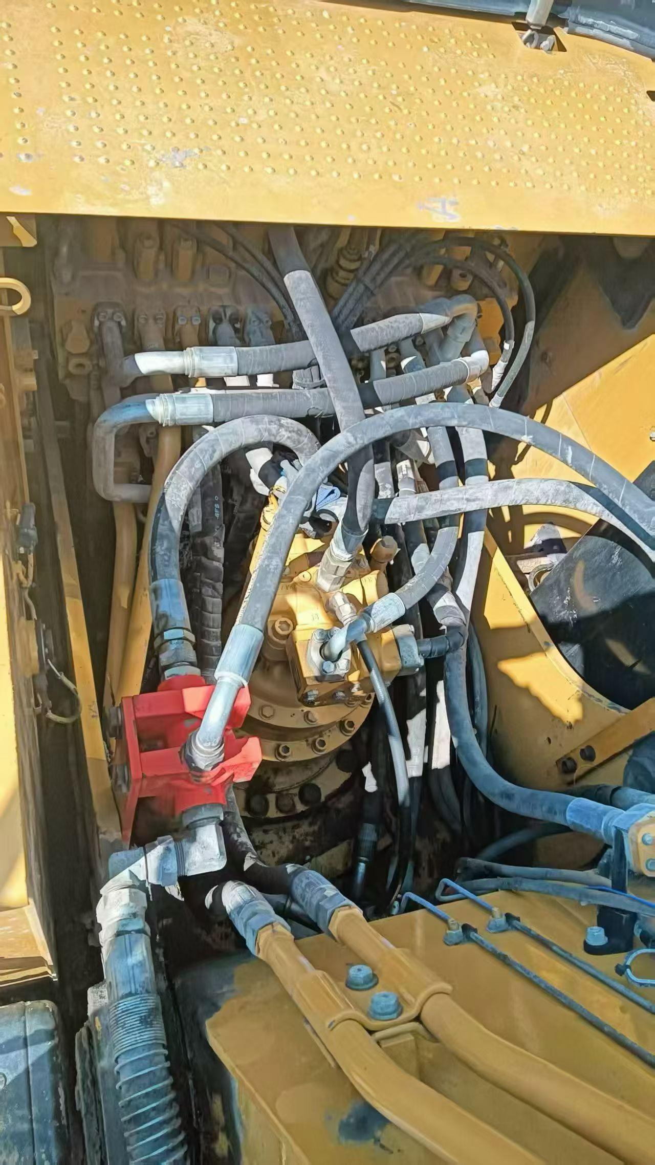 Buy Caterpillar 320A Used Excavator / 4