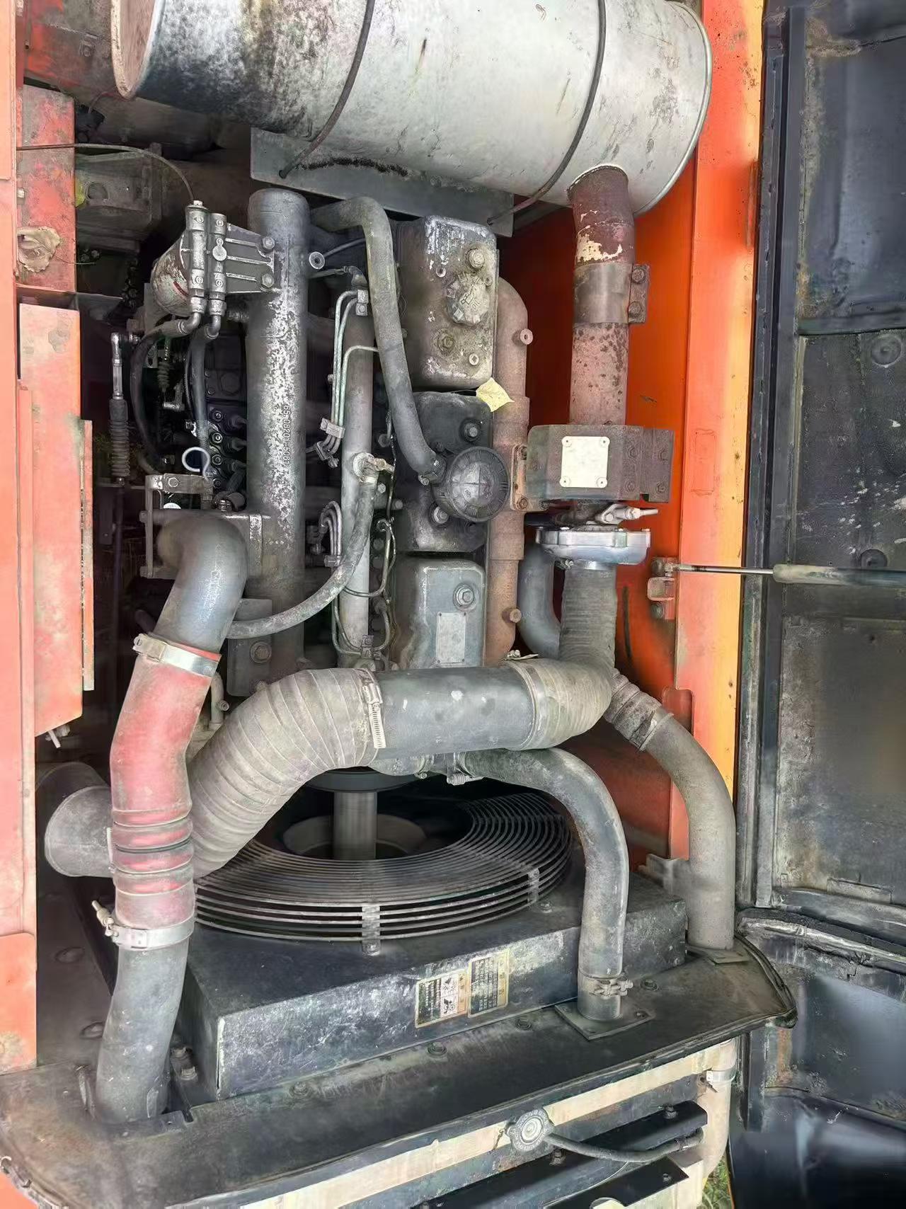Buy Doosan DH215-9 Used Excavator / 2