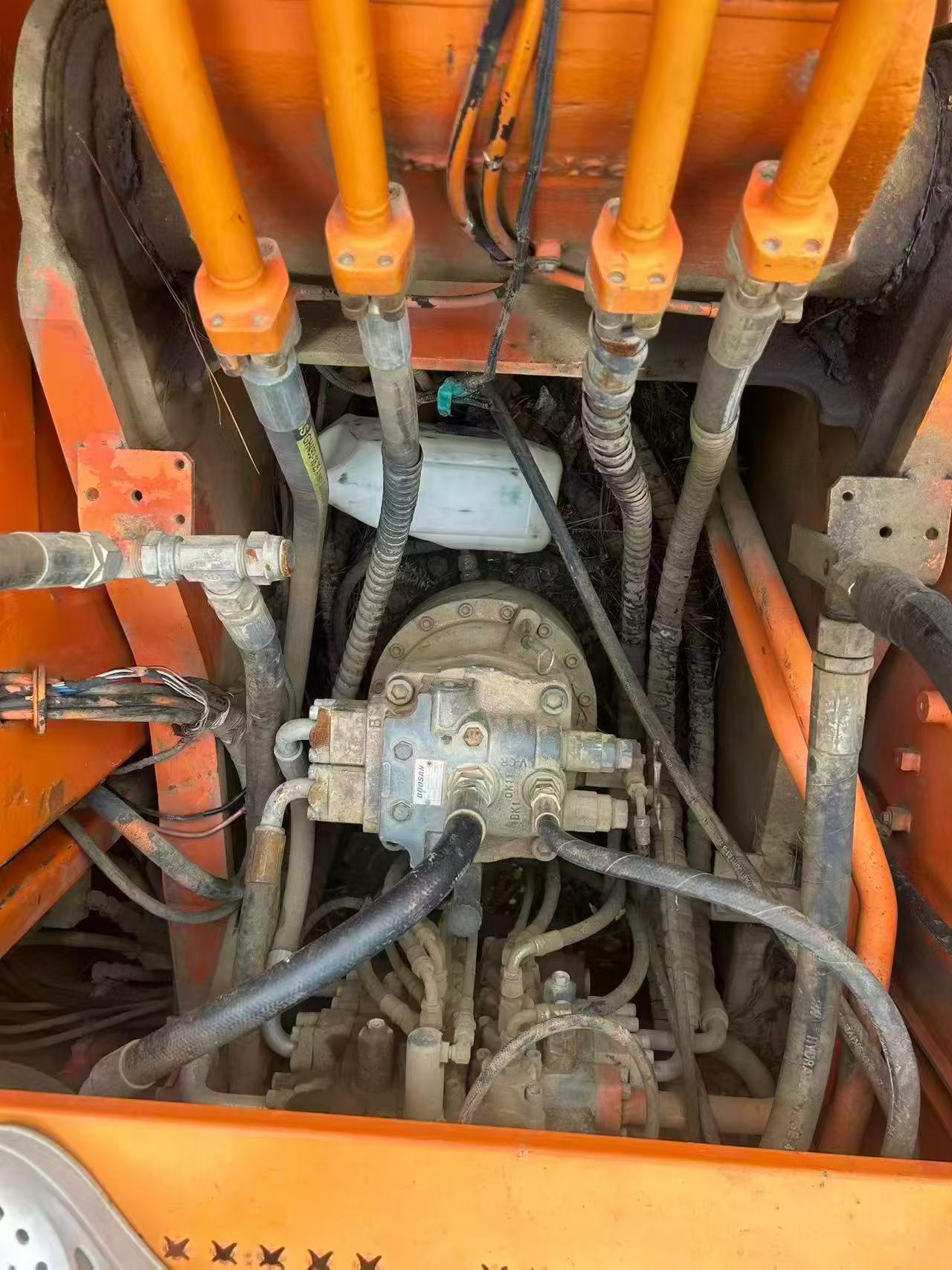 Buy Doosan DH215-9 Used Excavator / 6