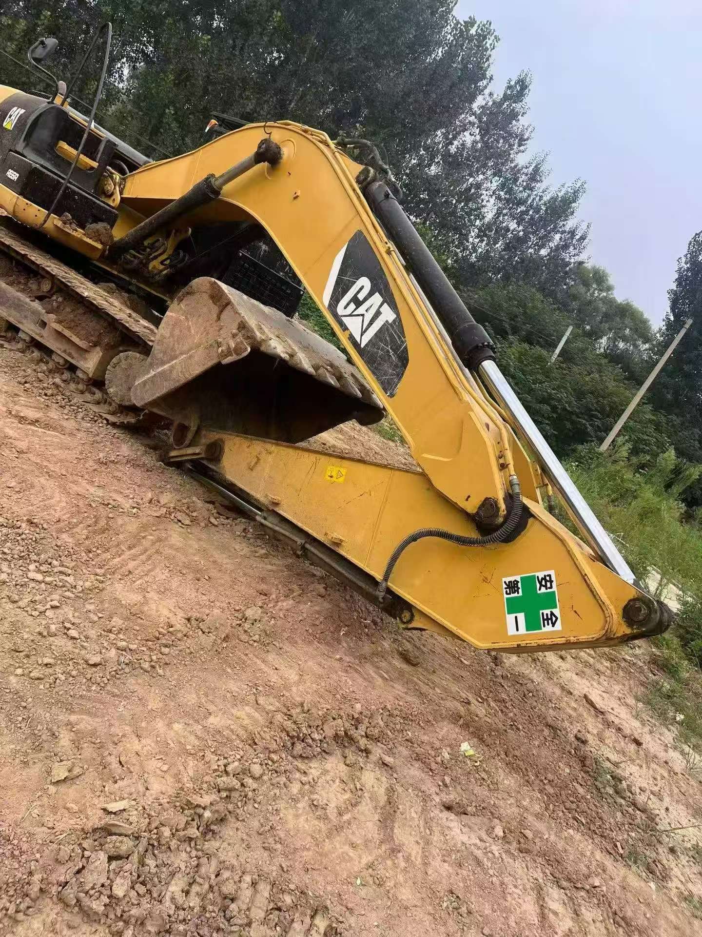 Buy Caterpillar 323D2L Used Excavator / 9