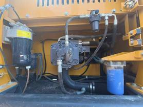 Buy XCMG XE205DA Used Excavator / 6 Buy XCMG XE205DA Used Excavator / 6