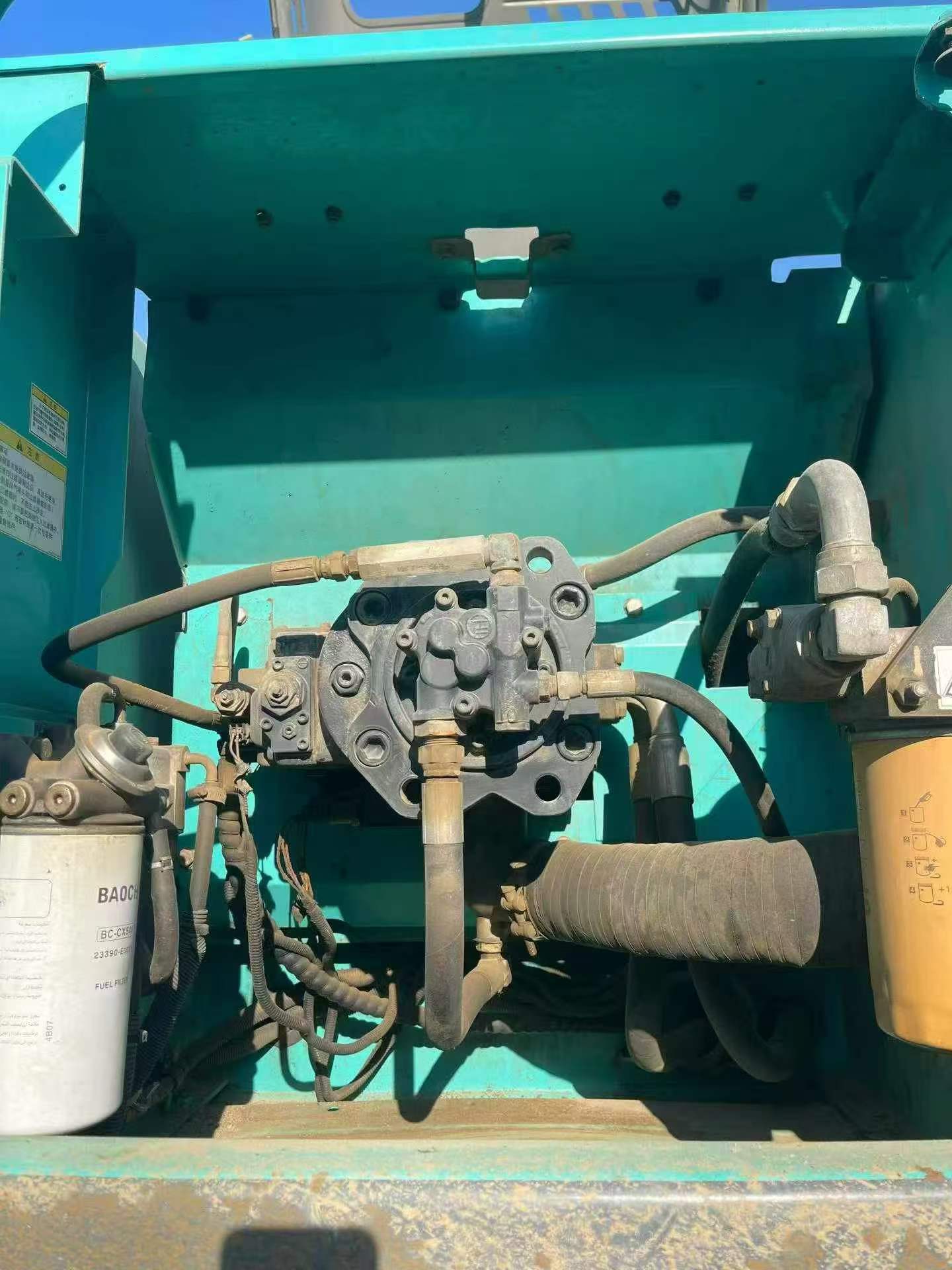 Buy Kobelco SK200 Used Excavator / 7