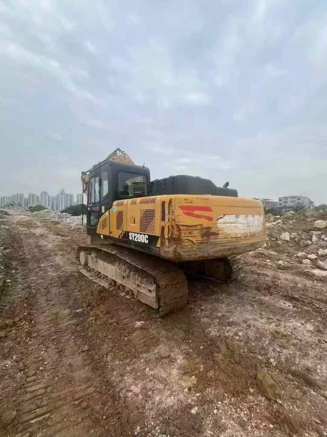 Buy Sany SY200C Used Excavator / 4