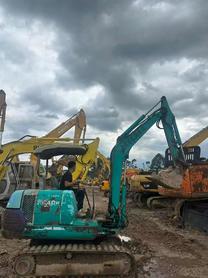 Buy Komatsu PC30-1 Used Excavator / 2 Buy Komatsu PC30-1 Used Excavator / 2