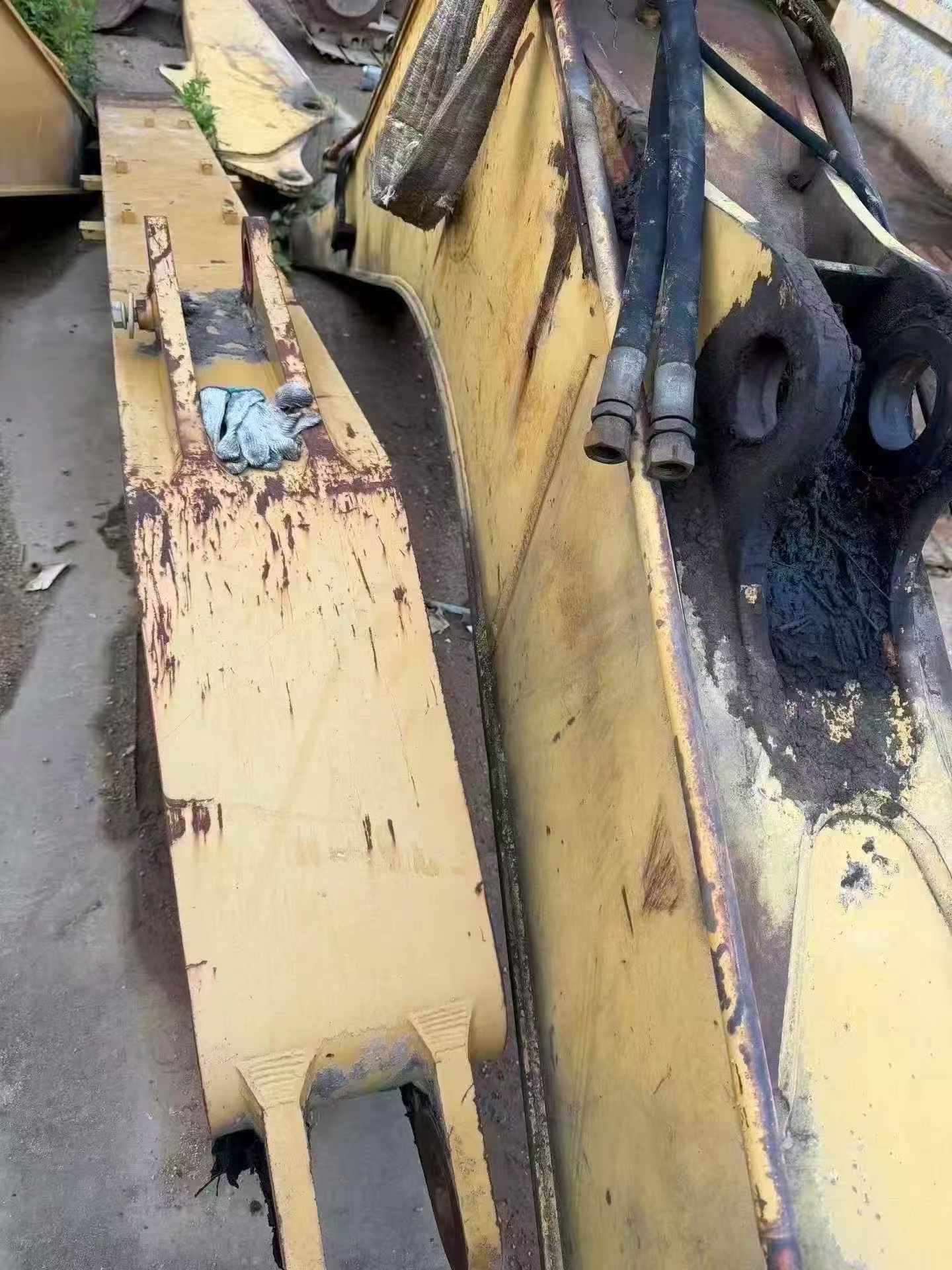 Buy Caterpillar 320D Used Excavator / 9