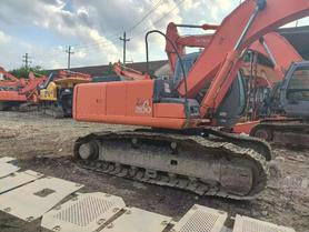 Buy Hitachi ZX200-6 Used Excavator / 4 Buy Hitachi ZX200-6 Used Excavator / 4