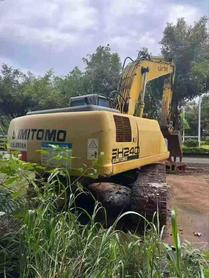 Buy Sumitomo SH210A5 Used Excavator / 4 Buy Sumitomo SH210A5 Used Excavator / 4
