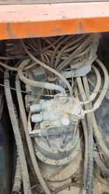 Buy Hitachi ZX200-5G Used Excavator / 3 Buy Hitachi ZX200-5G Used Excavator / 3