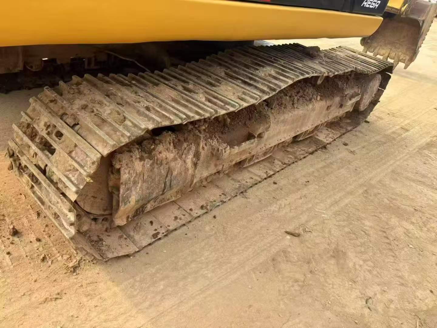 Buy Caterpillar 320A Used Excavator / 8