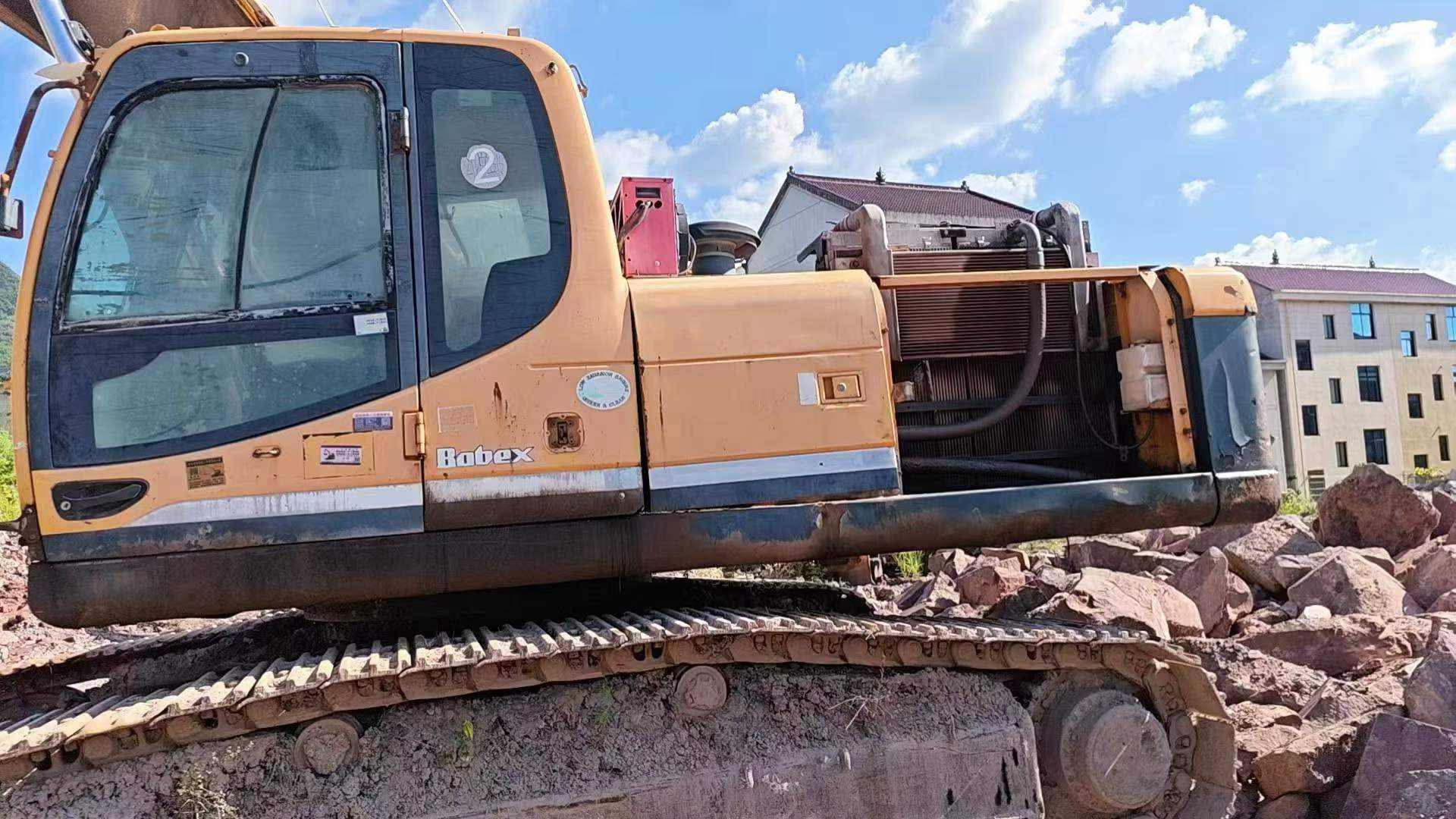 Buy Hyundai R385LC-9 Used Excavator / 5